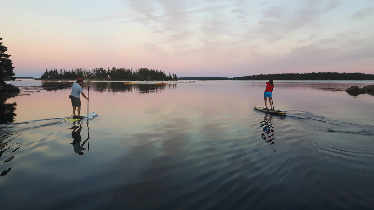 Kayaking on Ontario Lake